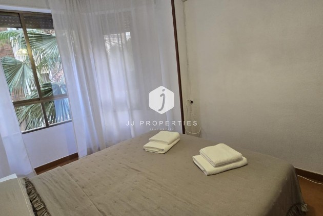 D'occasion - Appartement -
Torrevieja - Centro