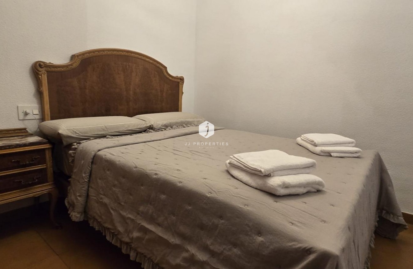 D'occasion - Appartement -
Torrevieja - Centro