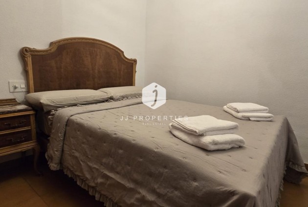 D'occasion - Appartement -
Torrevieja - Centro