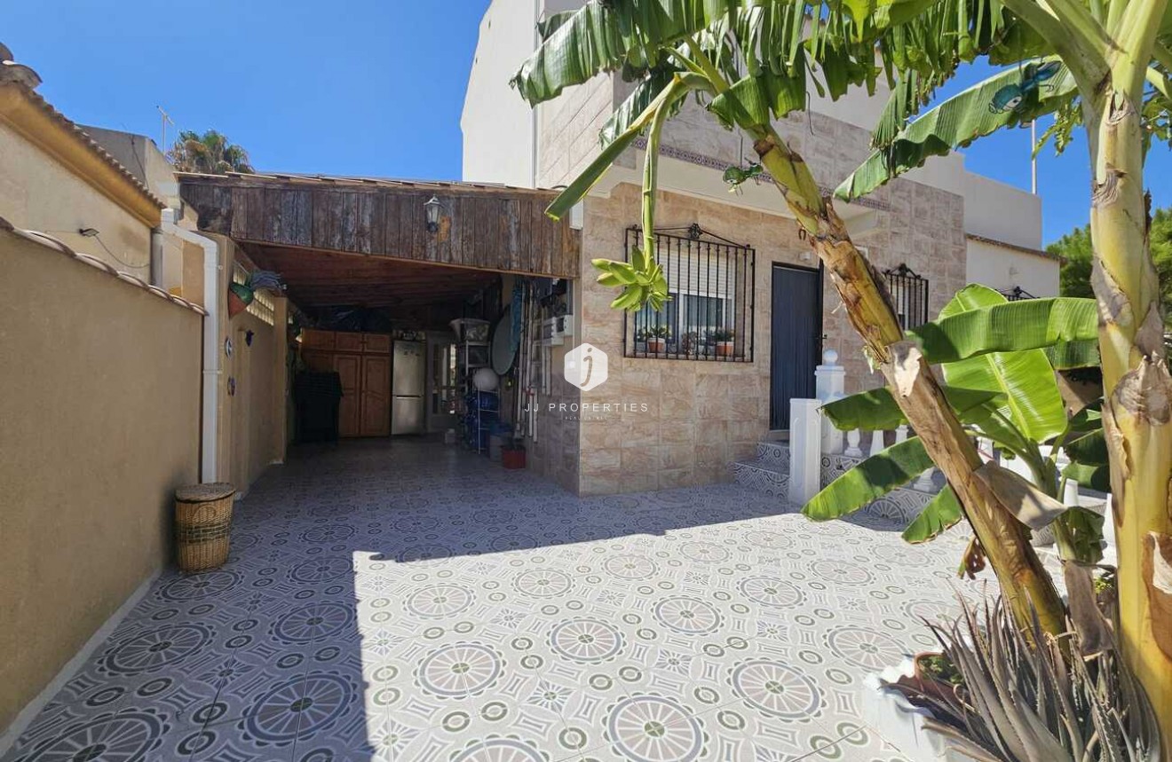 Segunda mano - Villa -
Torrevieja - Torre Del Moro