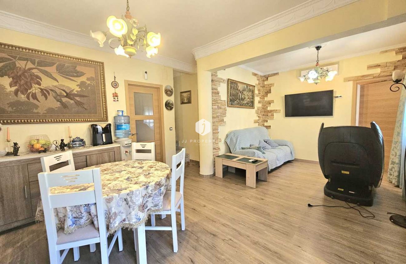 Segunda mano - Villa -
Torrevieja - Torre Del Moro