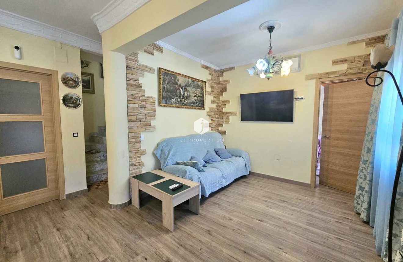 Segunda mano - Villa -
Torrevieja - Torre Del Moro