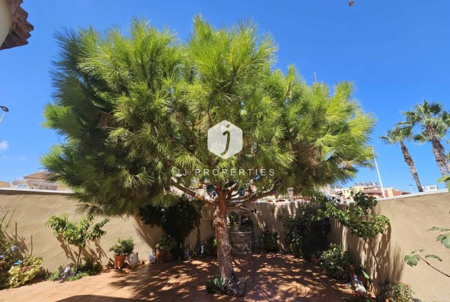 Segunda mano - Villa -
Torrevieja - Torre Del Moro