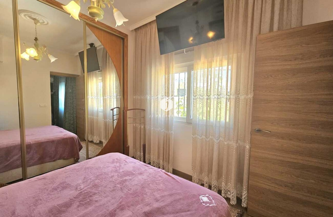 Segunda mano - Villa -
Torrevieja - Torre Del Moro