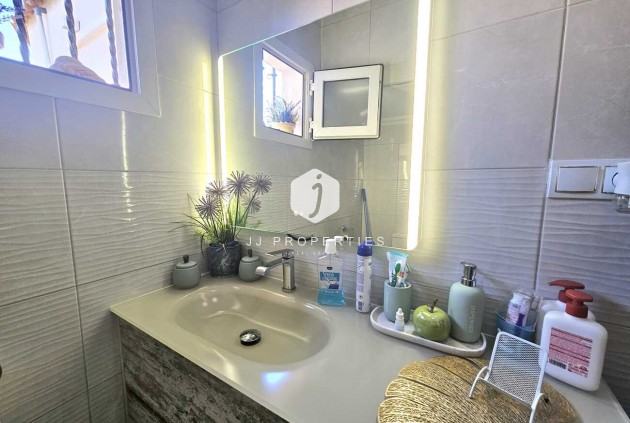 Segunda mano - Villa -
Torrevieja - Torre Del Moro