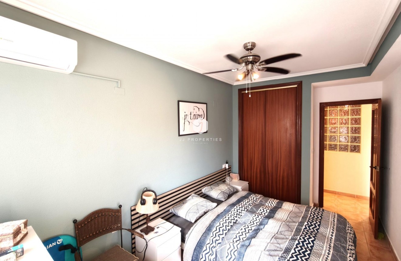 Segunda mano - Apartamento / piso -
Torrevieja - Playa del Cura