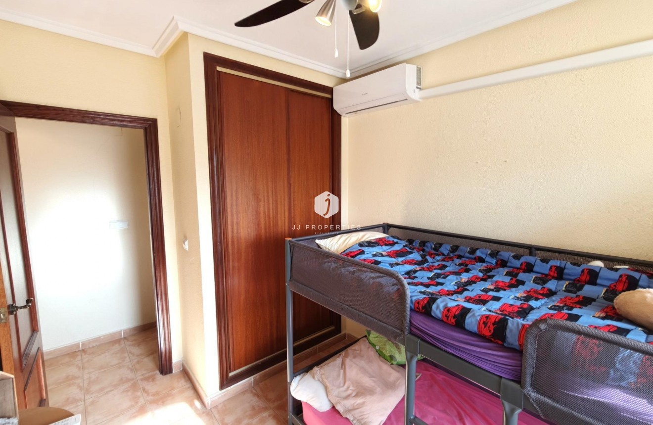 Segunda mano - Apartamento / piso -
Torrevieja - Playa del Cura