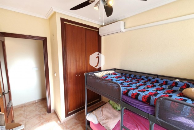 Segunda mano - Apartamento / piso -
Torrevieja - Playa del Cura