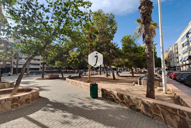 Segunda mano - Apartamento / piso -
Torrevieja - Playa del Cura