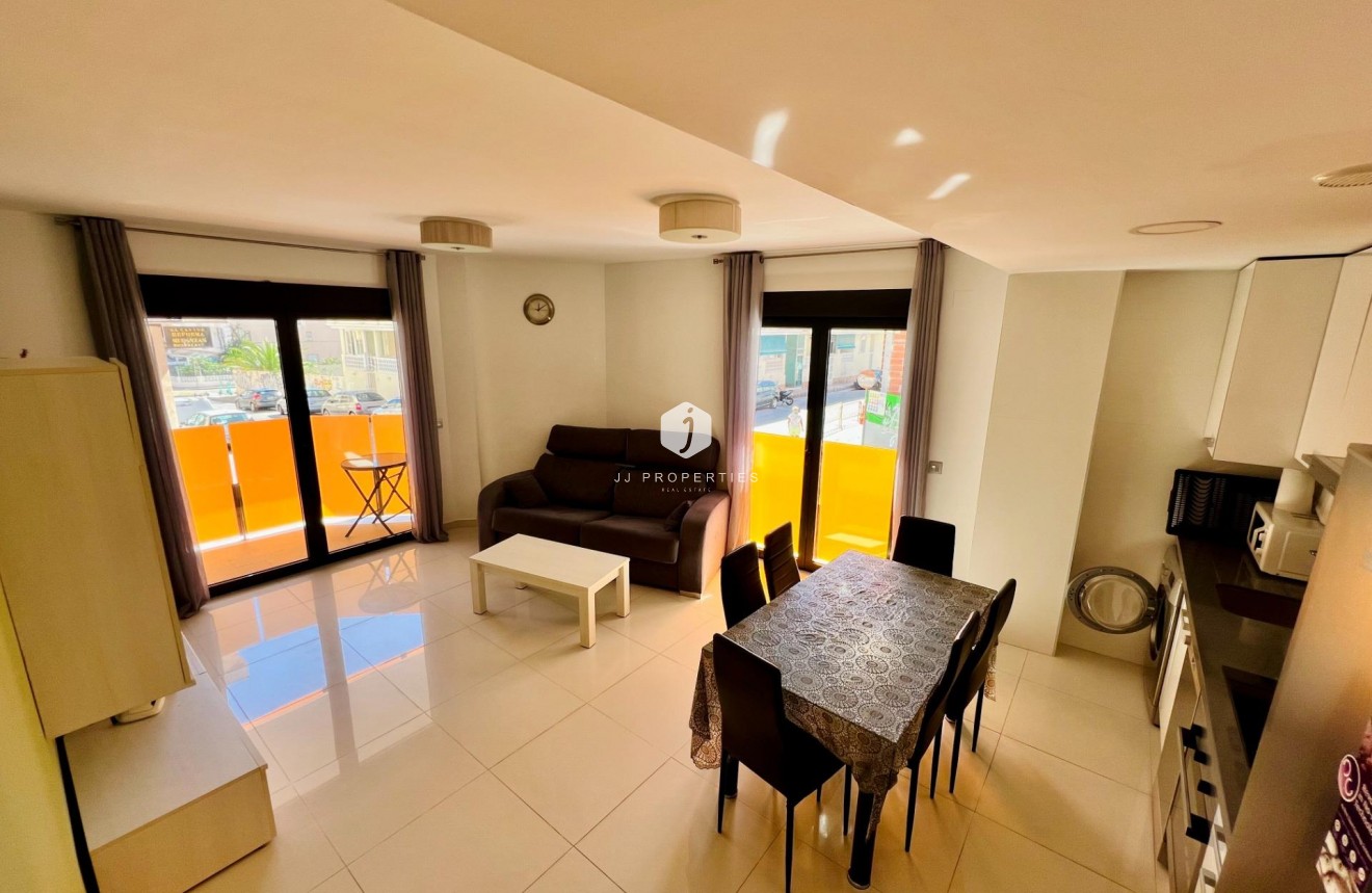 Segunda mano - Apartamento / piso -
Torrevieja - Playa del Cura