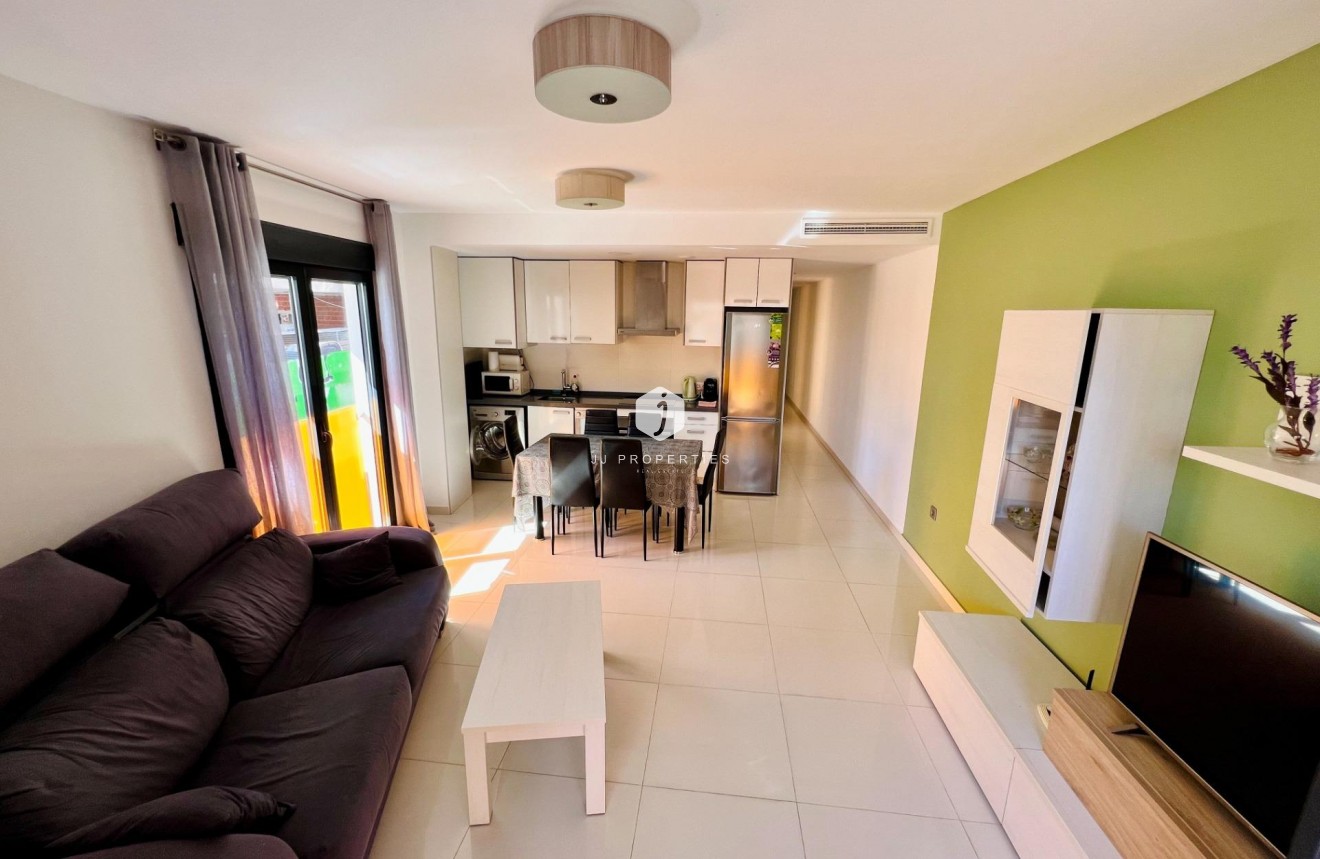 Segunda mano - Apartamento / piso -
Torrevieja - Playa del Cura