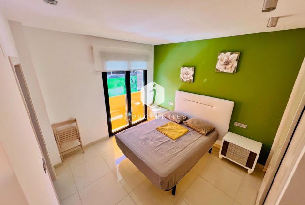 Segunda mano - Apartamento / piso -
Torrevieja - Playa del Cura