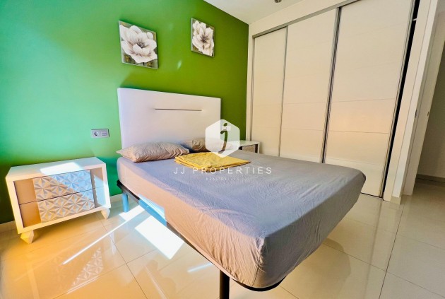 Segunda mano - Apartamento / piso -
Torrevieja - Playa del Cura