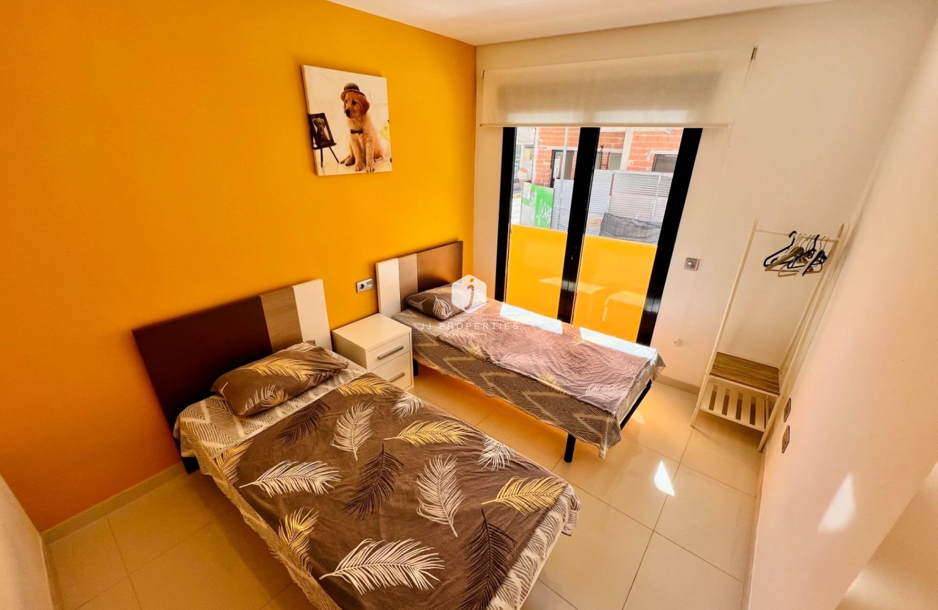 Segunda mano - Apartamento / piso -
Torrevieja - Playa del Cura