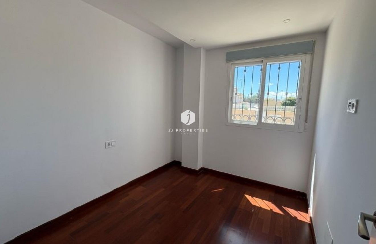 Segunda mano - Apartamento / piso -
Orihuela Costa - Costa Blanca