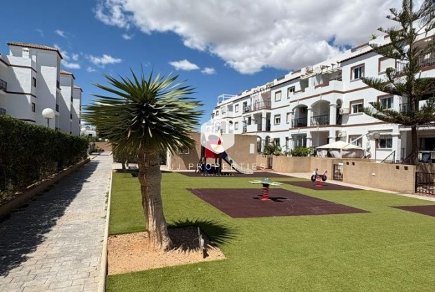 Segunda mano - Apartamento / piso -
Orihuela Costa - Costa Blanca