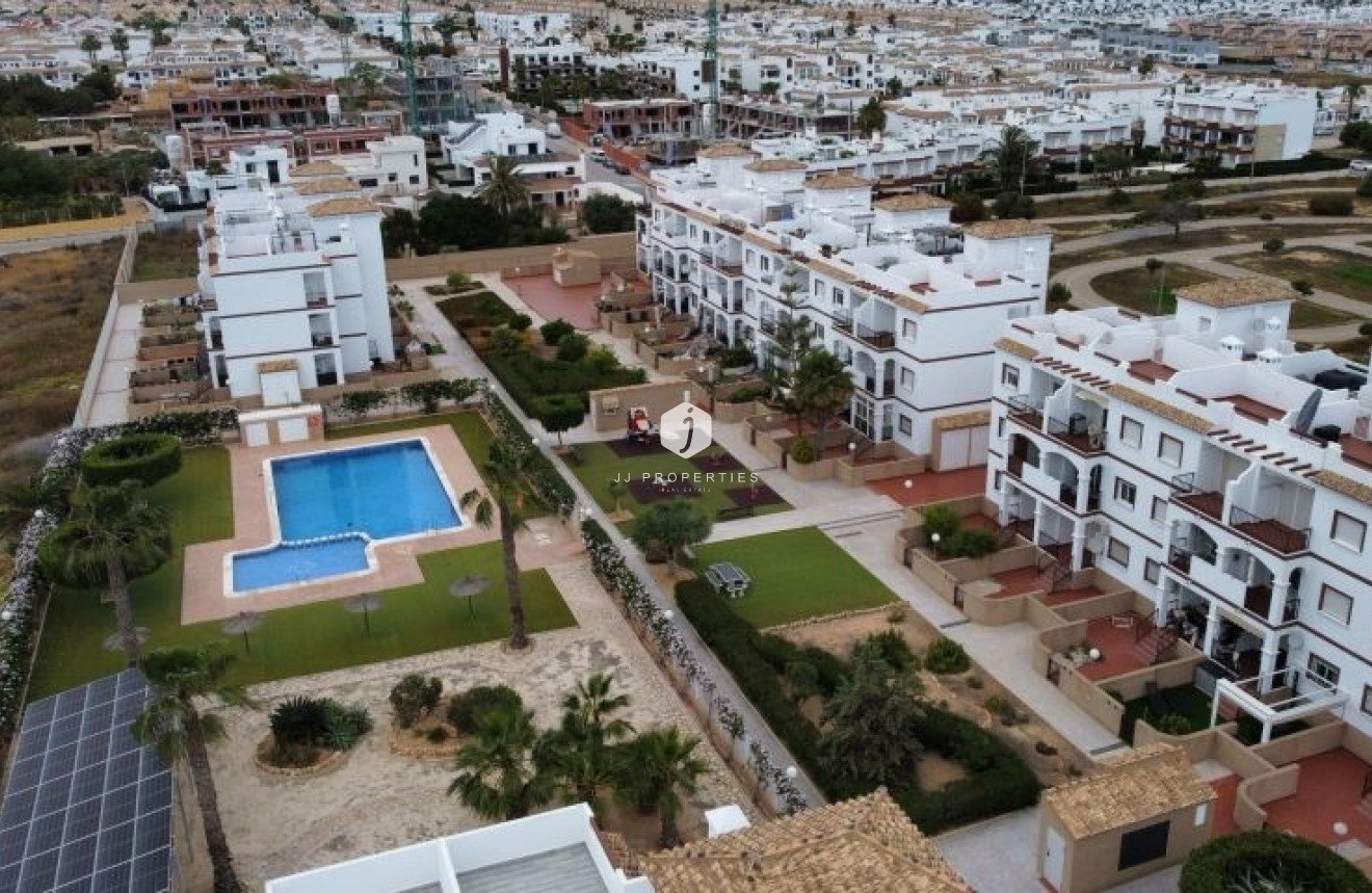 Segunda mano - Apartamento / piso -
Orihuela Costa - Costa Blanca