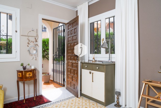 Segunda mano - Bungalow -
Torrevieja - La Mata