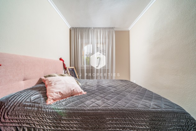 Segunda mano - Bungalow -
Torrevieja - La Mata