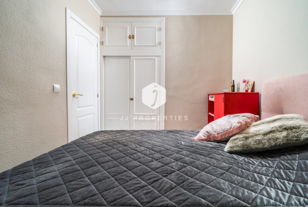 Segunda mano - Bungalow -
Torrevieja - La Mata