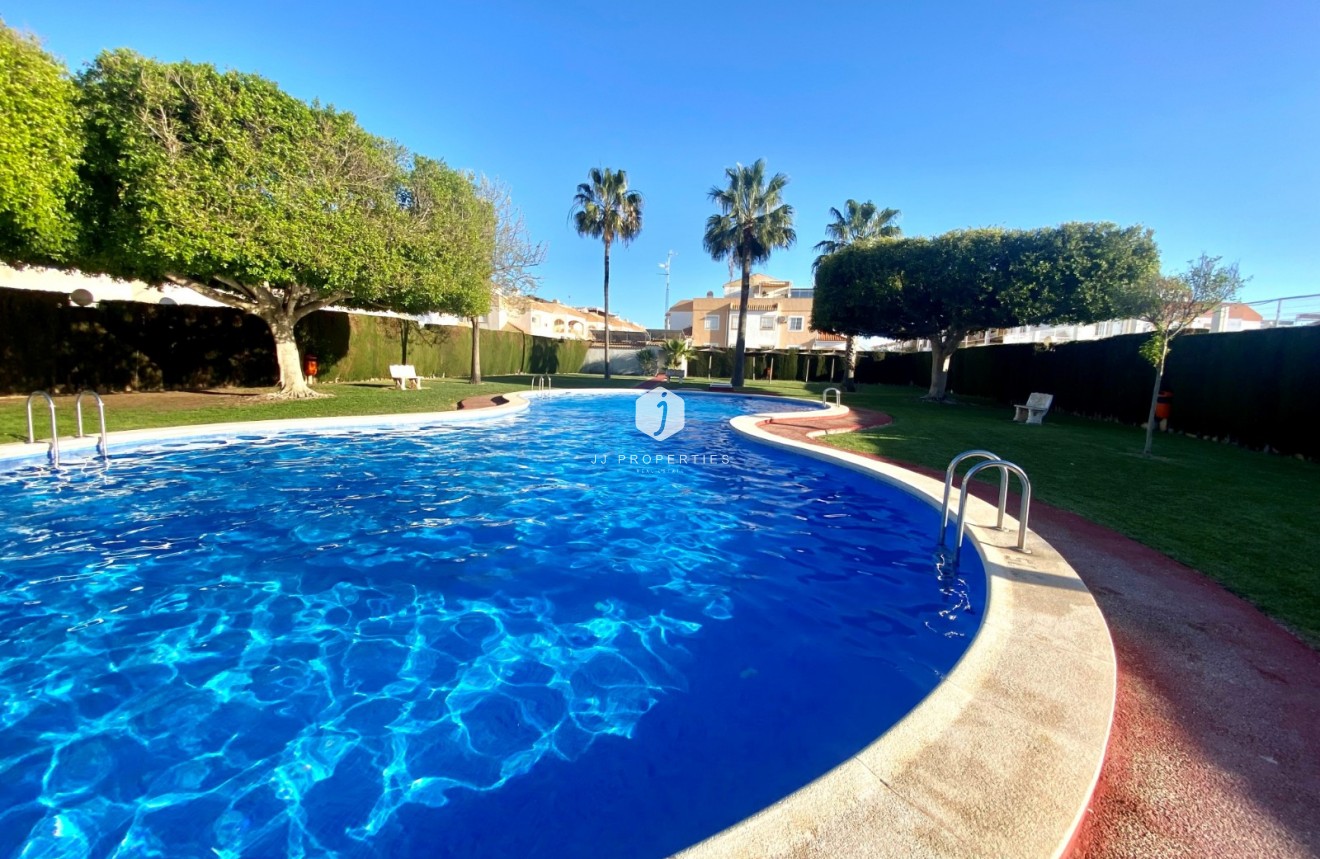 Segunda mano - Apartamento / piso -
Torrevieja - Costa Blanca