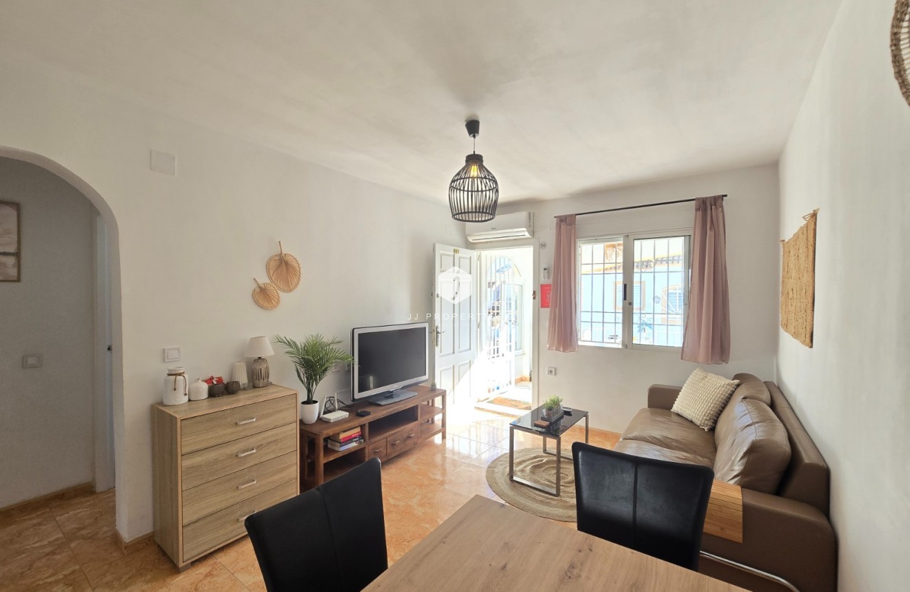 Segunda mano - Apartamento / piso -
Torrevieja - Costa Blanca