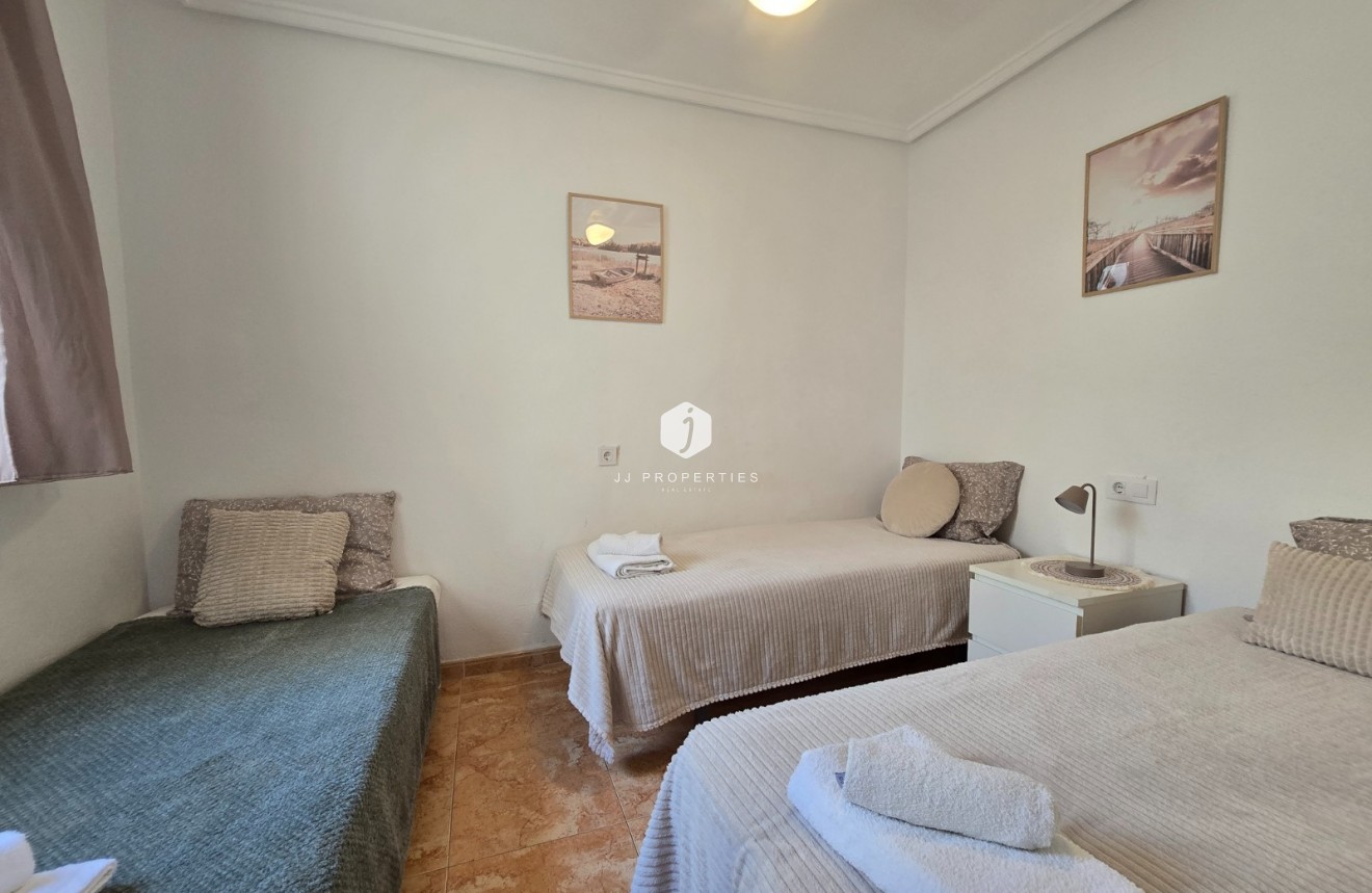 Segunda mano - Apartamento / piso -
Torrevieja - Costa Blanca