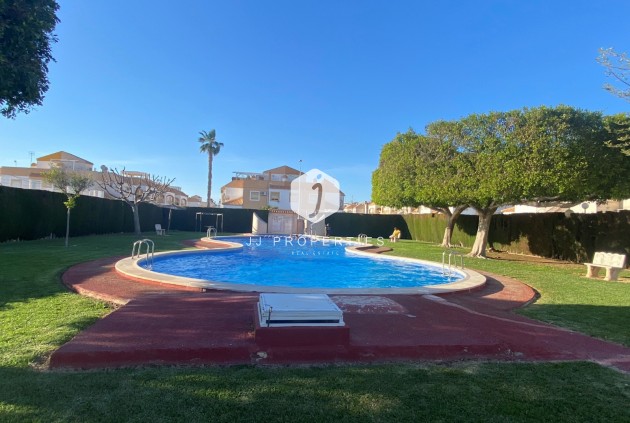 Segunda mano - Apartamento / piso -
Torrevieja - Costa Blanca