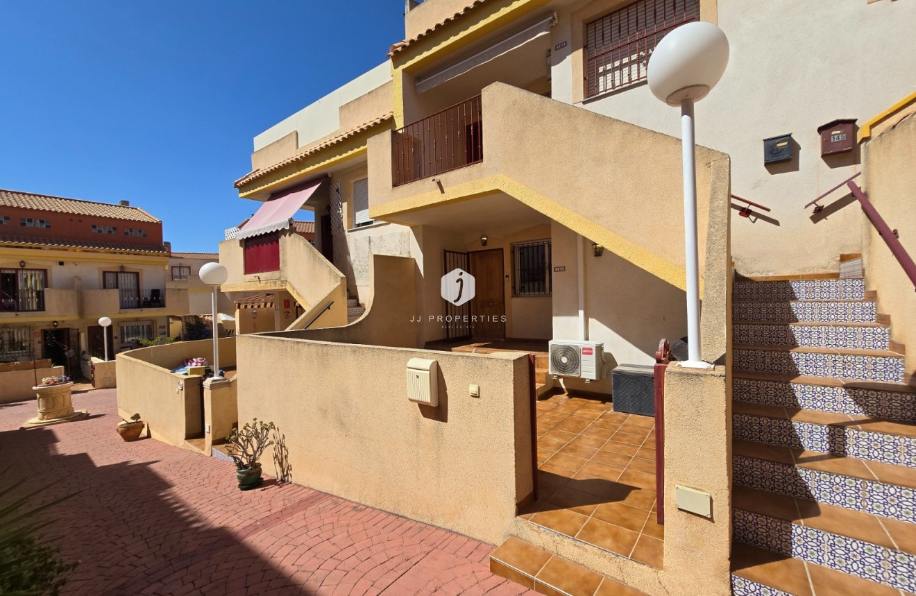 Segunda mano - Apartamento / piso -
Orihuela Costa - Costa Blanca