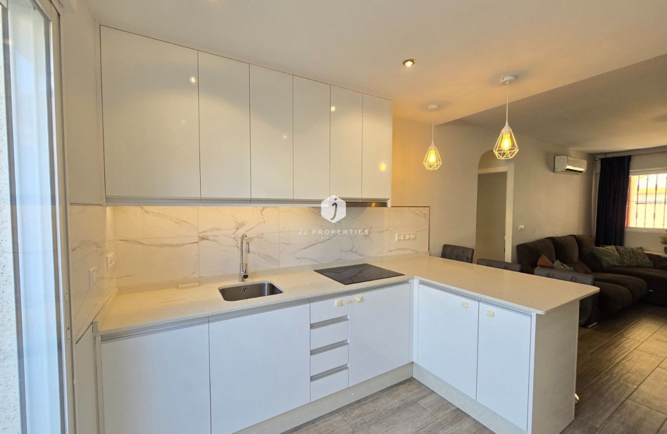 Segunda mano - Apartamento / piso -
Orihuela Costa - Costa Blanca