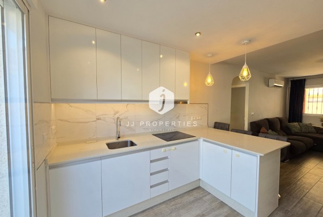 Segunda mano - Apartamento / piso -
Orihuela Costa - Costa Blanca