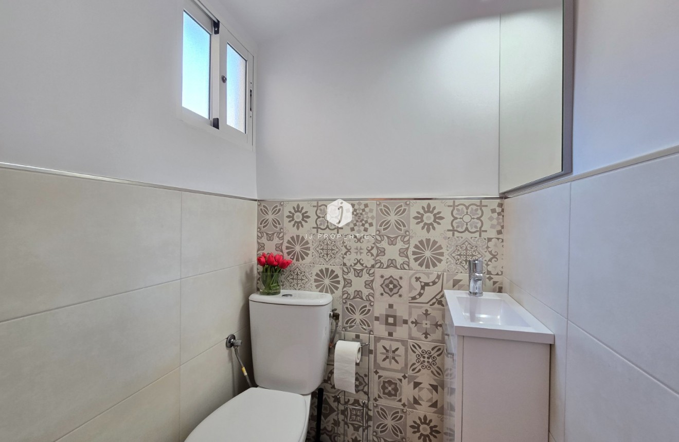 Segunda mano - Apartamento / piso -
Orihuela Costa - Costa Blanca