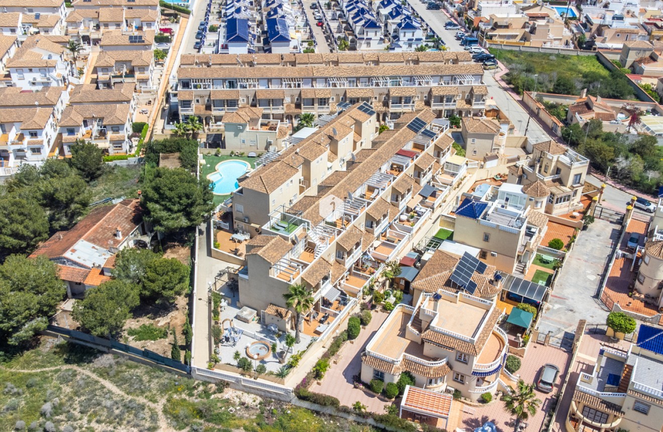 D'occasion - Chalet -
Orihuela Costa - Los Almendros - La Florida