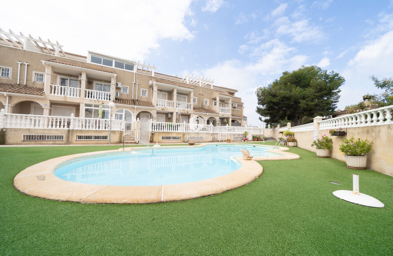 D'occasion - Chalet -
Orihuela Costa - Los Almendros - La Florida