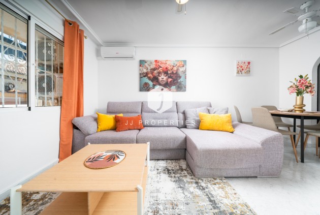 D'occasion - Chalet -
Orihuela Costa - Los Almendros - La Florida