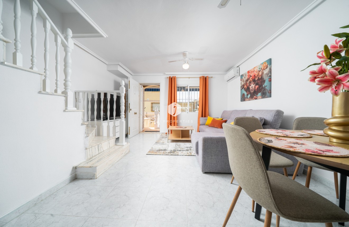 D'occasion - Chalet -
Orihuela Costa - Los Almendros - La Florida