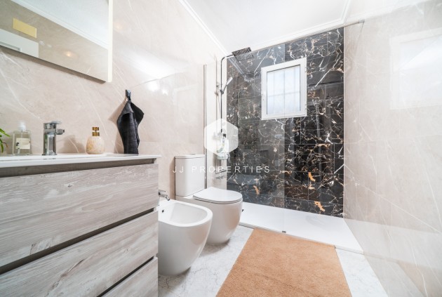 D'occasion - Chalet -
Orihuela Costa - Los Almendros - La Florida