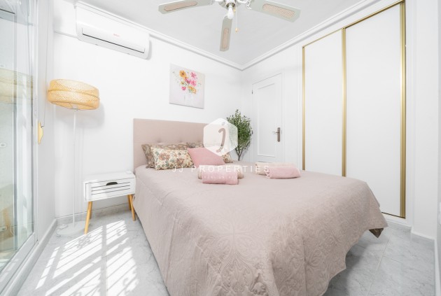 D'occasion - Chalet -
Orihuela Costa - Los Almendros - La Florida