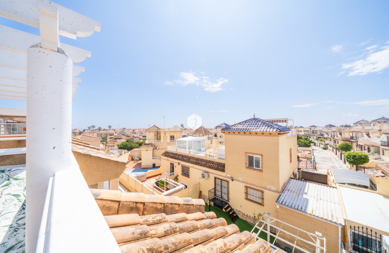 D'occasion - Chalet -
Orihuela Costa - Los Almendros - La Florida