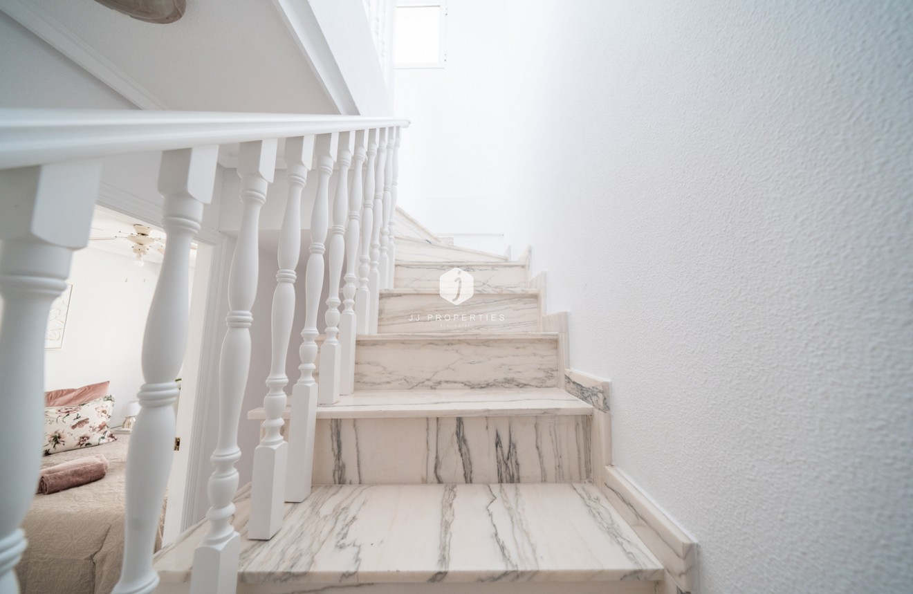 D'occasion - Chalet -
Orihuela Costa - Los Almendros - La Florida