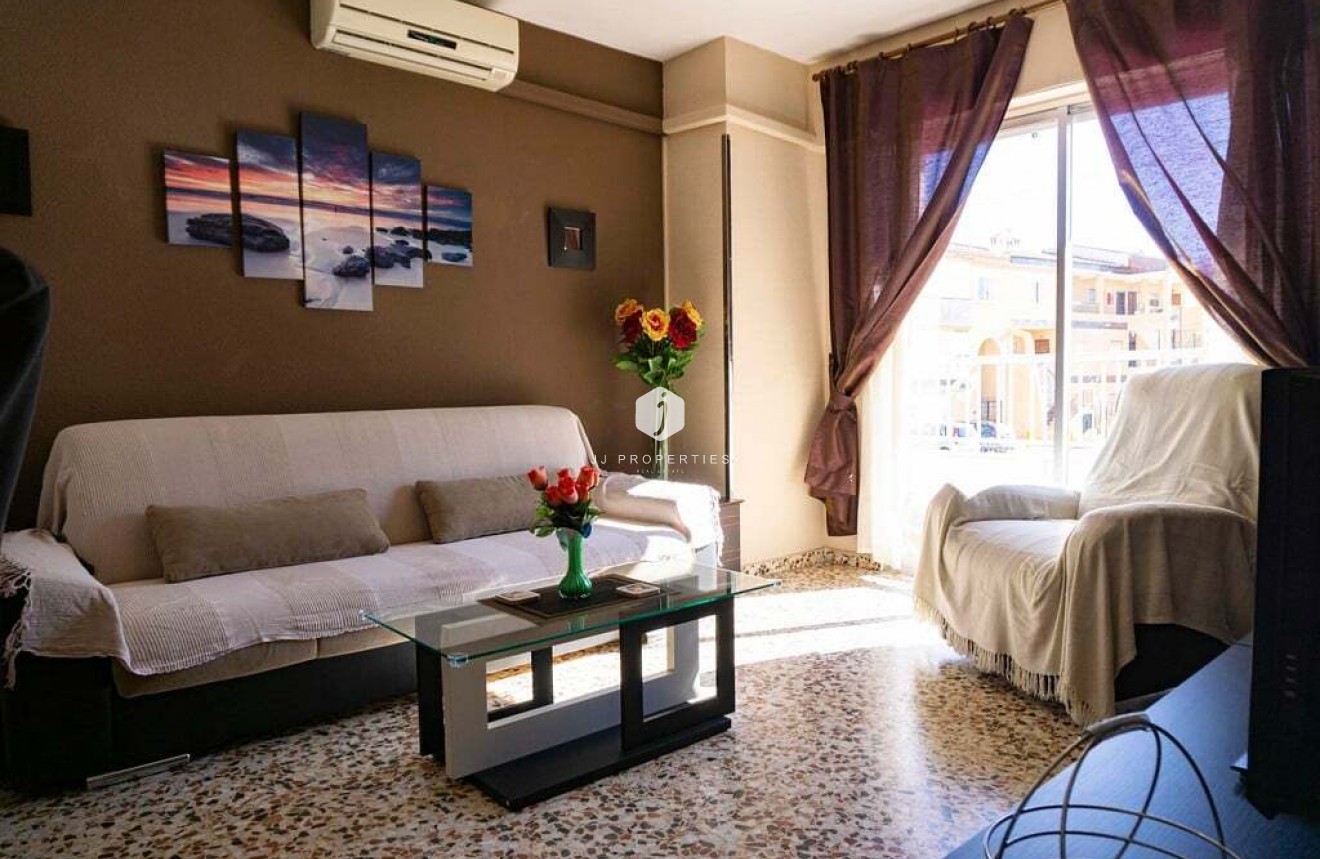 Segunda mano - Apartamento / piso -
Punta Prima - Costa Blanca