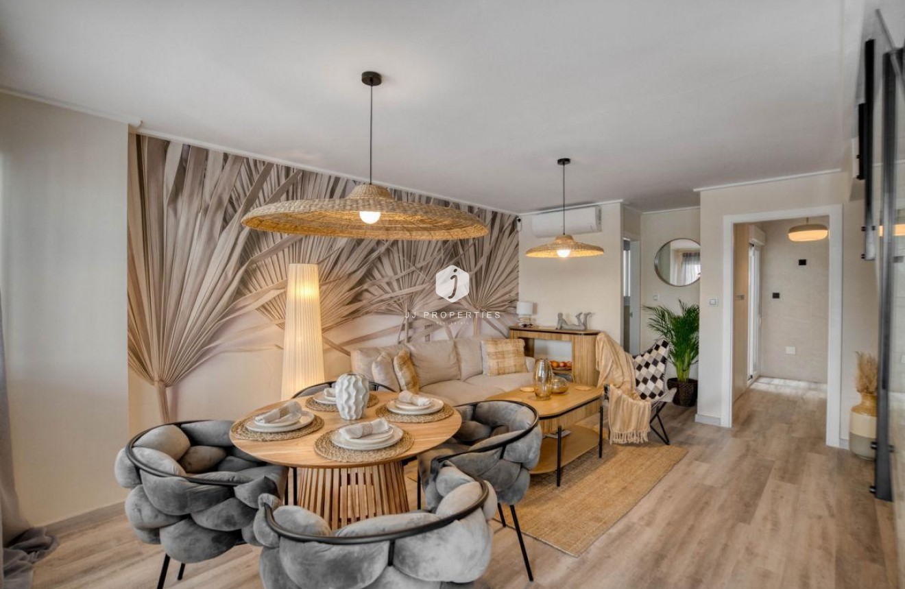 Segunda mano - Duplex -
Los Balcones - Costa Blanca