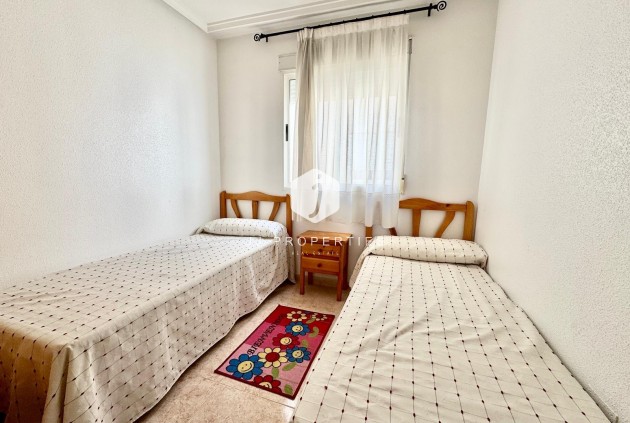 Segunda mano - Ático -
Torrevieja - El molino