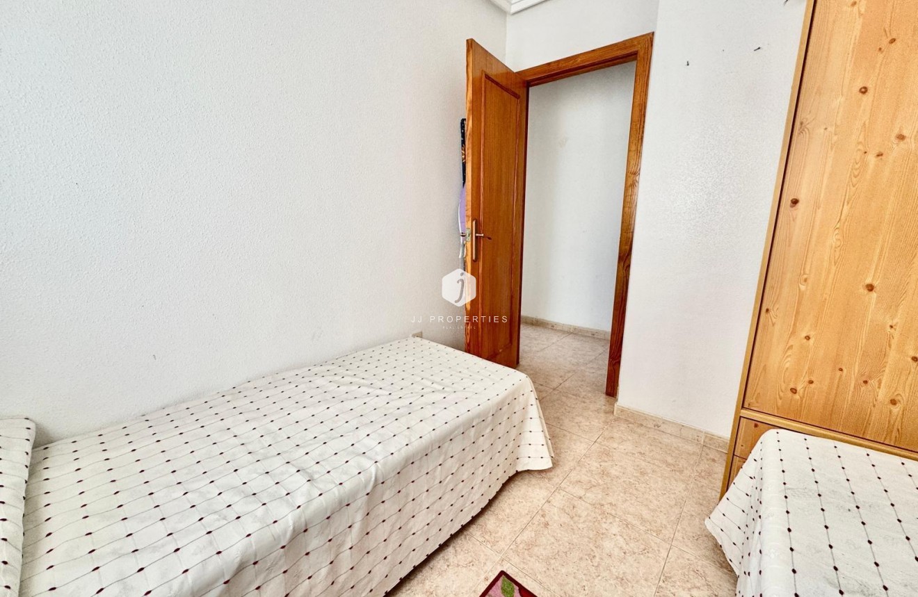 Segunda mano - Ático -
Torrevieja - El molino