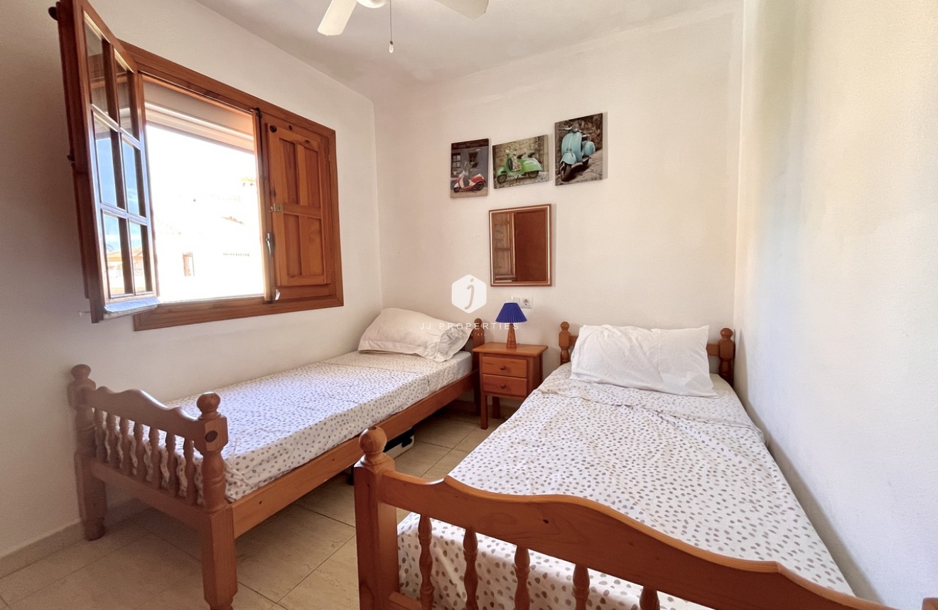 Segunda mano - Apartamento / piso -
Playa Flamenca - Costa Blanca