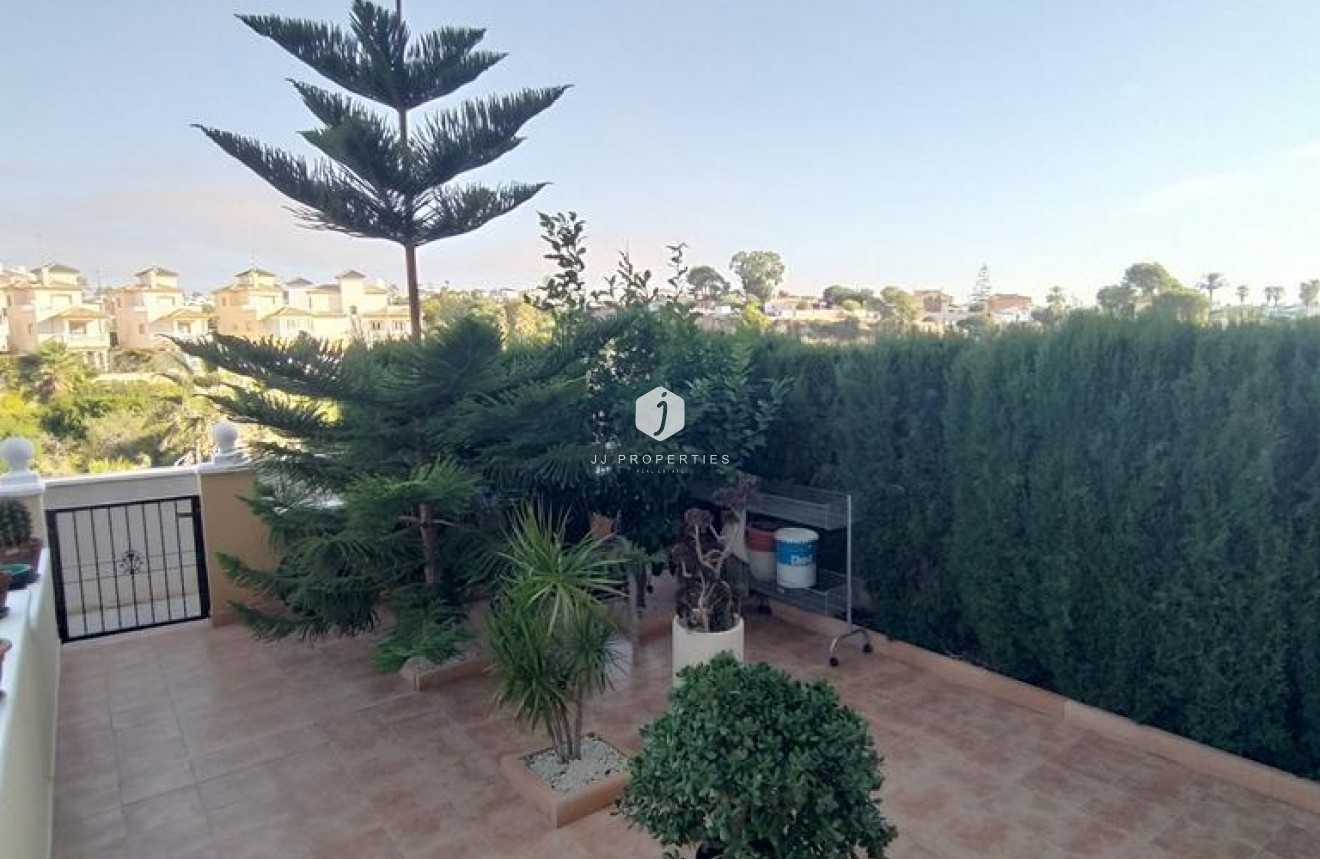 Segunda mano - Apartamento / piso -
Orihuela Costa - LOMAS CABO ROIG