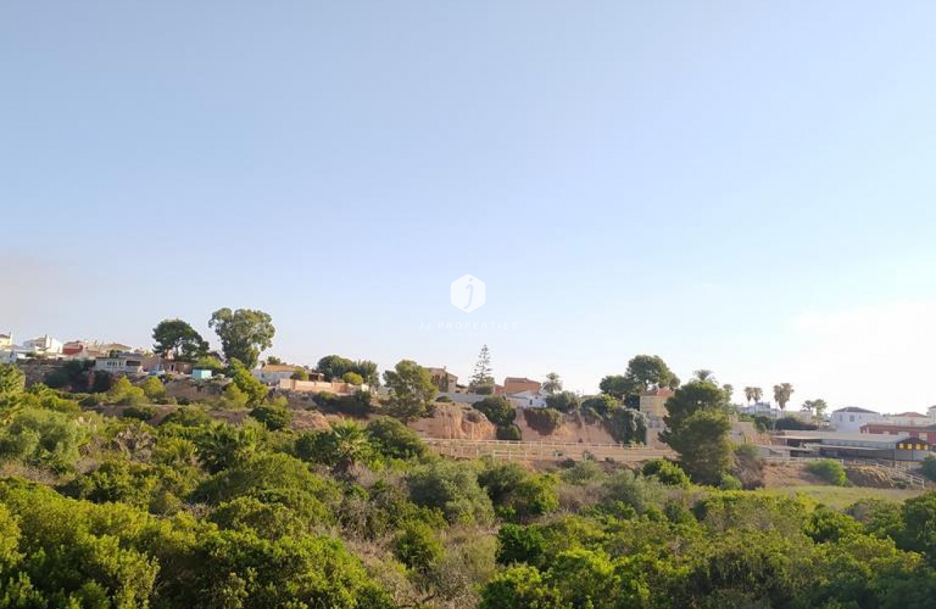 Segunda mano - Apartamento / piso -
Orihuela Costa - LOMAS CABO ROIG