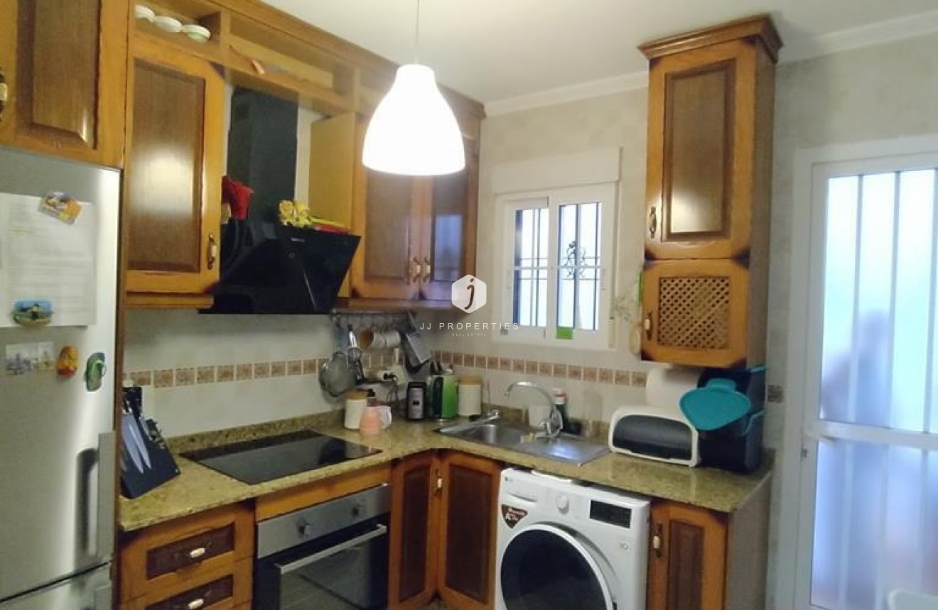 Segunda mano - Apartamento / piso -
Orihuela Costa - LOMAS CABO ROIG