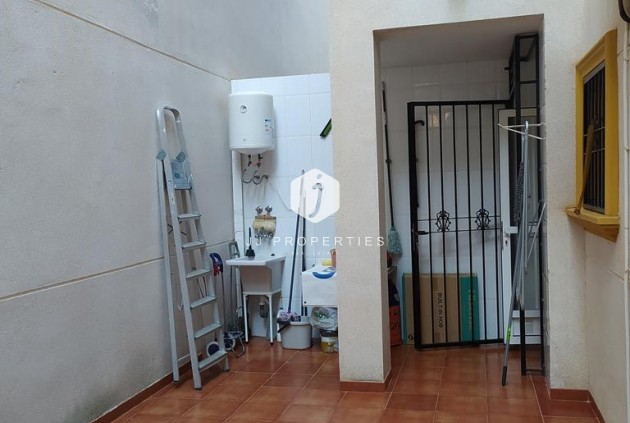 Segunda mano - Apartamento / piso -
Orihuela Costa - LOMAS CABO ROIG