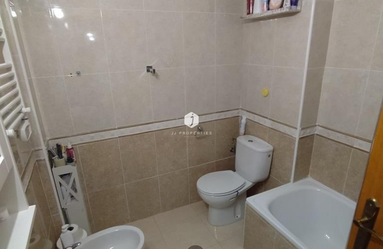 Segunda mano - Apartamento / piso -
Orihuela Costa - LOMAS CABO ROIG